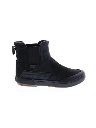 Pre-owned Keen Ankle Boots In Black
