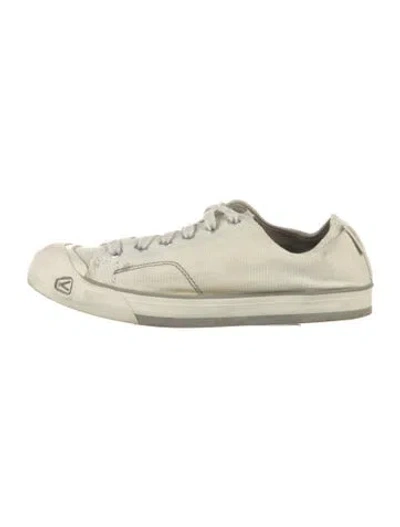 Pre-owned Keen Canvas Sneakers In Neutral