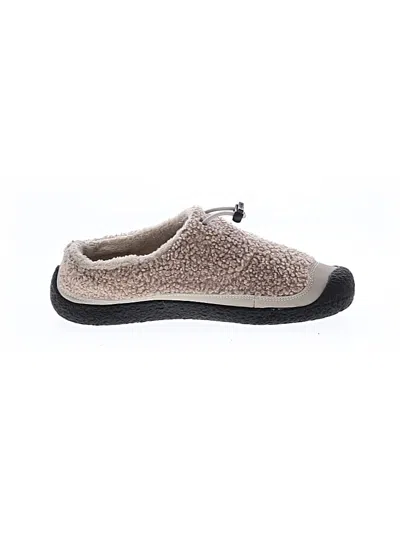 Pre-owned Keen Flats In Brown