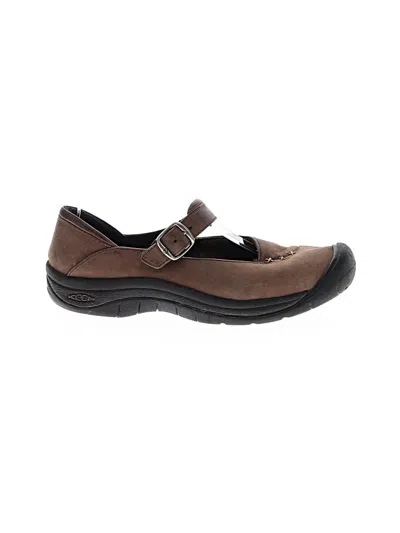 Pre-owned Keen Flats In Brown