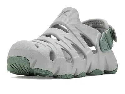 Keen Hyperflt Clog Kids Shoes Vapor/lily Pad : 3 Little Kid M, Synthetic In Gray