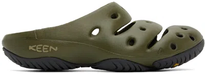 Keen Khaki Yogui Clogs In Dark Olive/dark Oliv