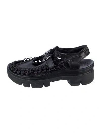 Pre-owned Keen Leather Cutout Accent Slingback Flats In Black