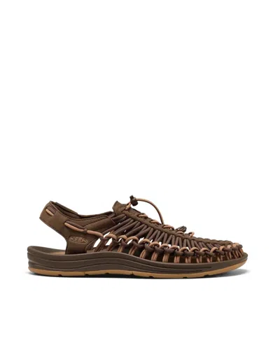 Keen Men's Comfortable Adventure Sandals In Dark Earth - Chipmunk