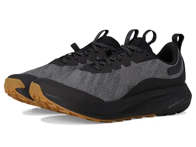 Keen Roam In Black