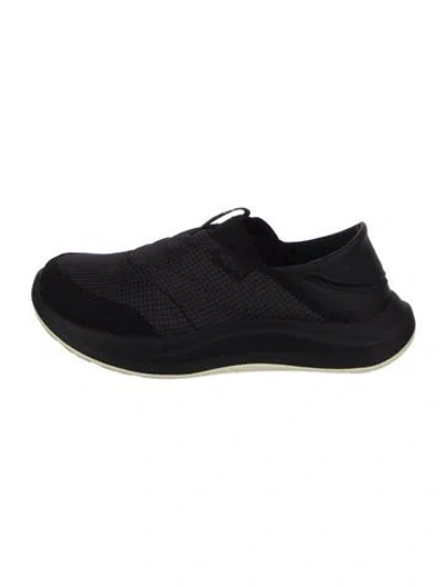 Pre-owned Keen Sneakers In Black