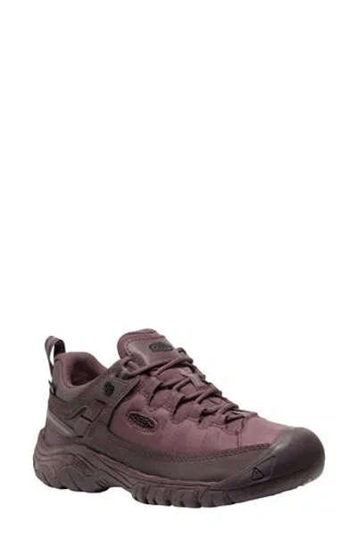 Keen Targhee Exp Waterproof Hiking Shoe In Burgundy