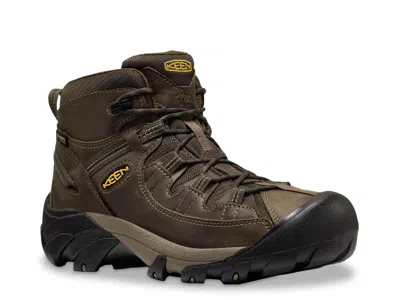 Keen Wide Width Targhee Ii Waterproof Hiking Boot In Brown