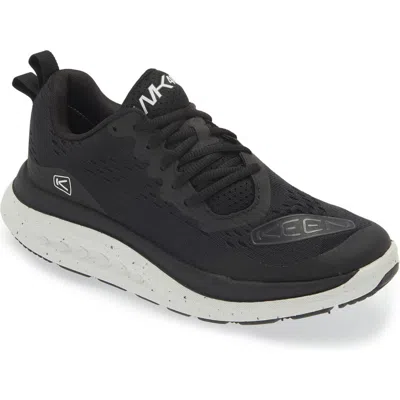 Keen Wk400 Walking Sneaker In Black/white