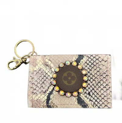 Keep It Gypsy Animal Print Clip Wallet In Brown
