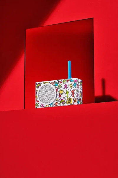 Keith Haring Lexon X  Tykho 3 Fm Radio & Bluetooth Speaker In Happy White At Urban Outfitters