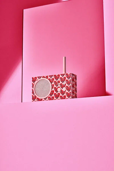 Keith Haring Lexon X  Tykho 3 Fm Radio & Bluetooth Speaker In Heart Pink At Urban Outfitters