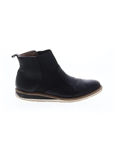 Pre-owned Kelly & Katie Ankle Boots In Black