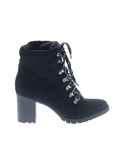 Pre-owned Kelly & Katie Ankle Boots In Black