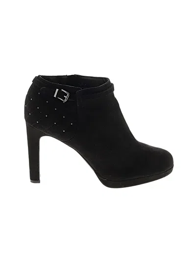 Pre-owned Kelly & Katie Ankle Boots In Black