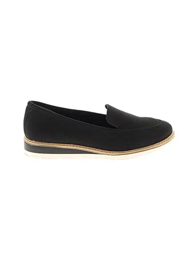 Pre-owned Kelly & Katie Flats In Black