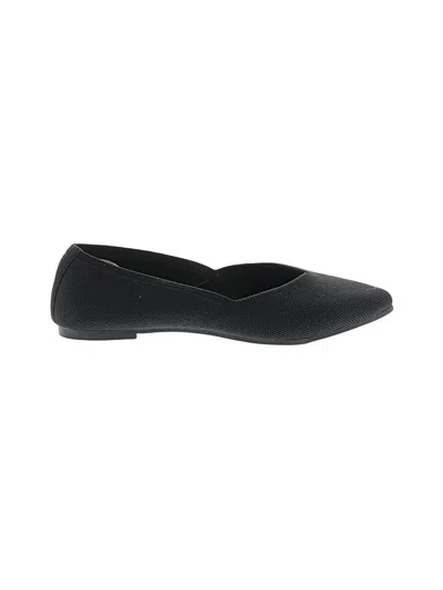 Pre-owned Kelly & Katie Flats In Black