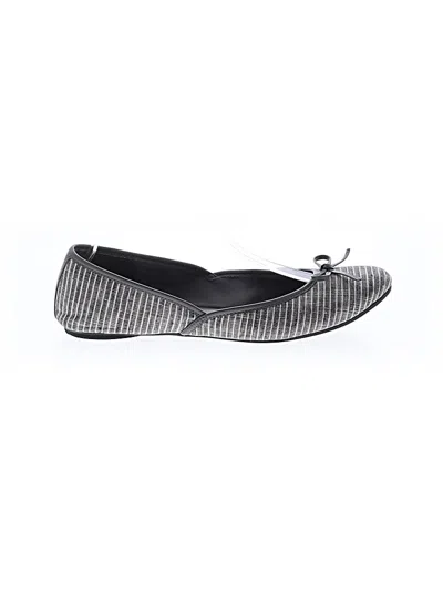 Pre-owned Kelly & Katie Flats In Gray