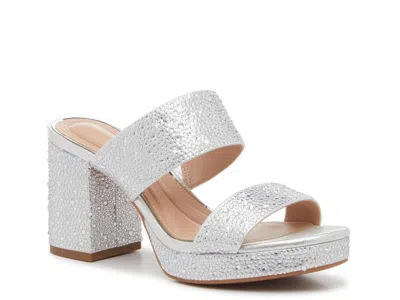Kelly & Katie Geno Platform Sandal In Gray