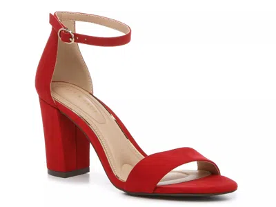 Kelly & Katie Hailee Sandal In Red