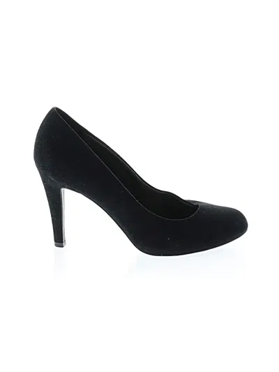 Pre-owned Kelly & Katie Heels In Black