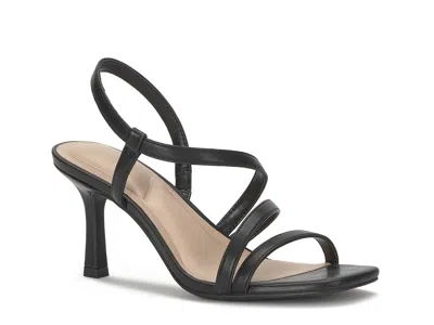 Kelly & Katie Irita Sandal In Black