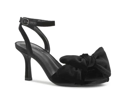 Kelly & Katie Ishaa Sandal In Black