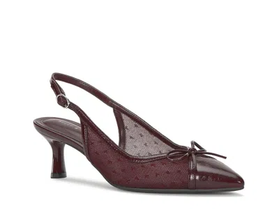 Kelly & Katie Jaylin Pump In Burgundy
