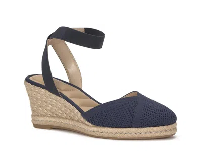 Kelly & Katie Kipsie Wedge Pump In Black