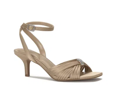 Kelly & Katie Leorra Sandal In Neutral