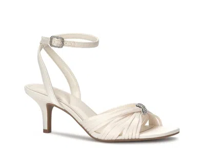 Kelly & Katie Leorra Sandal In White