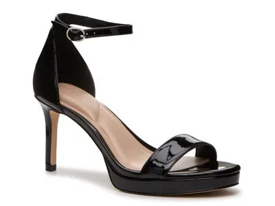 Kelly & Katie Lixie Sandal In Black