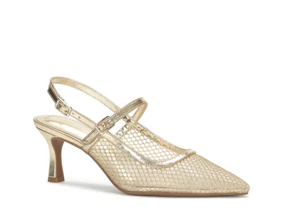 Kelly & Katie Peloma Pump In Gold