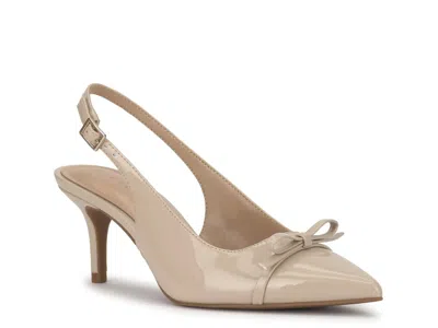 Kelly & Katie Rheta Pump In Neutral