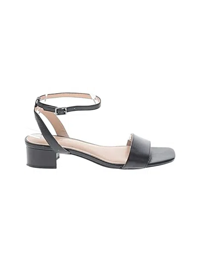 Pre-owned Kelly & Katie Sandals In Black