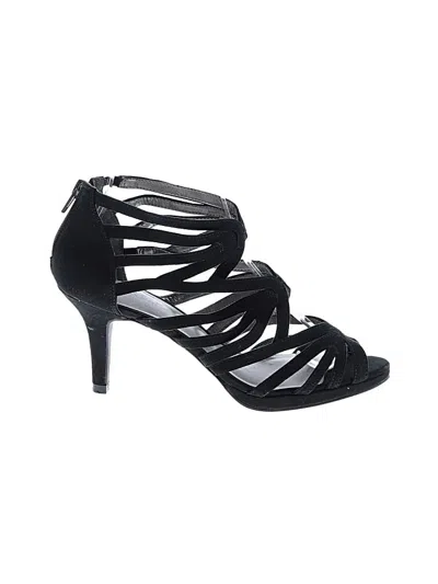 Pre-owned Kelly & Katie Sandals In Black