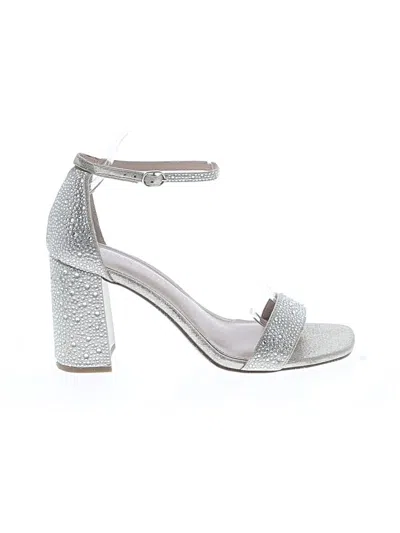 Pre-owned Kelly & Katie Sandals In Silver