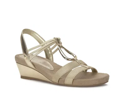 Kelly & Katie Valma Wedge Sandal In Gold