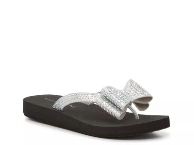 Kelly & Katie Valrine Sandal In Silver