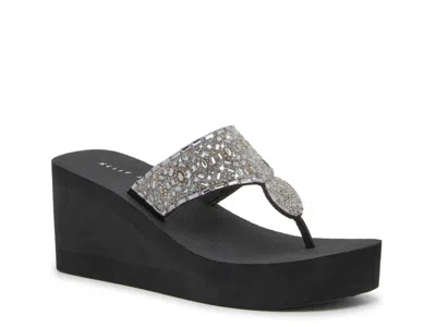 Kelly & Katie Zeena Wedge Sandal In Black