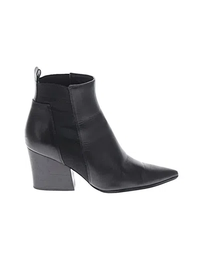 Pre-owned Kendall & Kylie Ankle Boots In Black