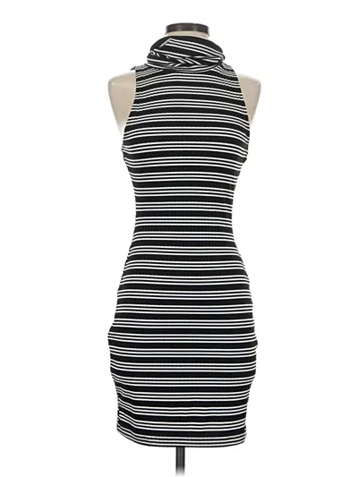 Pre-owned Kendall & Kylie Casual Dress In Gray