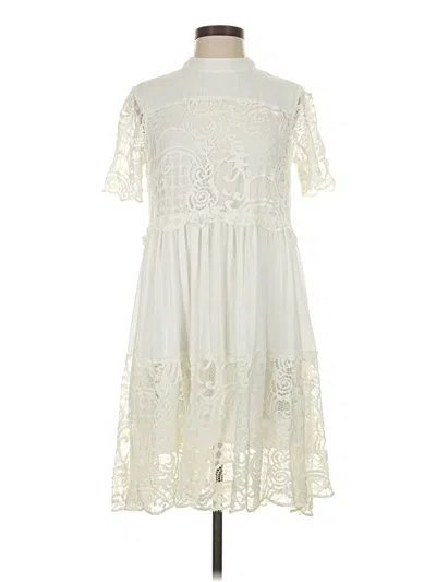 Pre-owned Kendall & Kylie Cocktail Dress In Ivory
