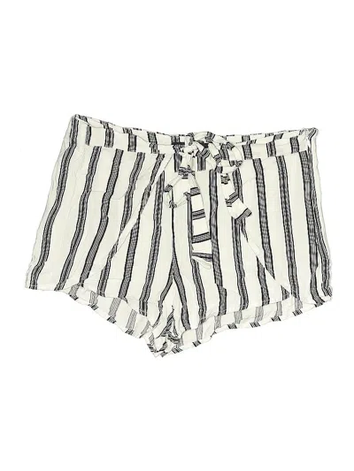 Pre-owned Kendall & Kylie Shorts In White
