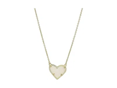 Kendra Scott Ari Heart Short Pendant In Gold