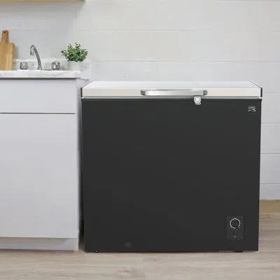 Kenmore 7 Cu. Ft. Garage Ready Chest Freezer With Adjustable Temperature Controls In Silver;matte Black