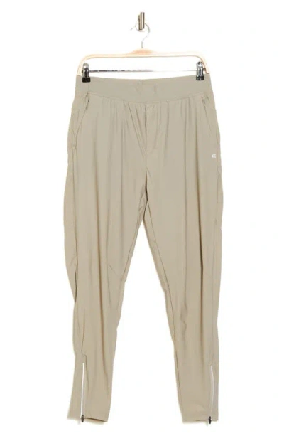 Kenneth Cole Active Tech Stretch Joggers In Neutral