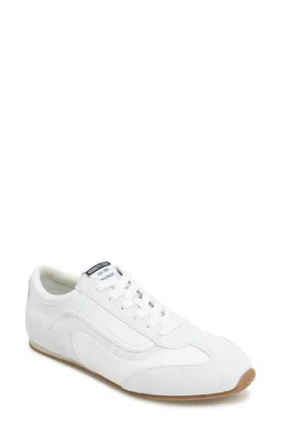 Kenneth Cole Alma Sneaker In White