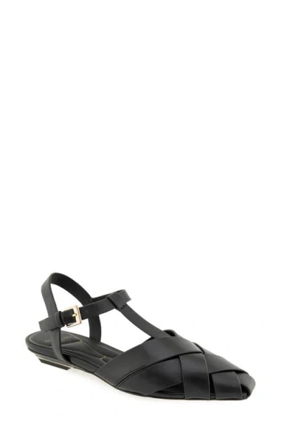 Kenneth Cole Bindy Fisherman Sandal In Black