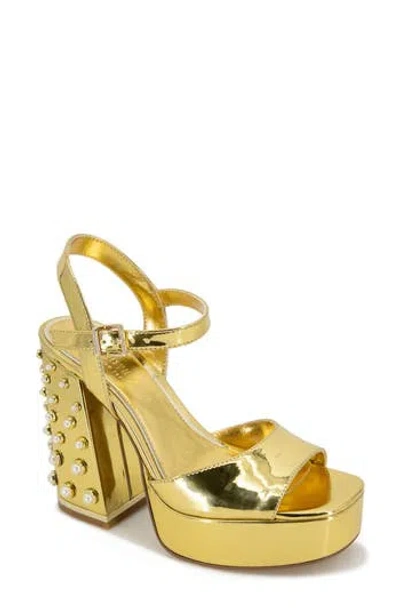 Kenneth Cole Dolly Pearls Block Heel Sandal In Gold